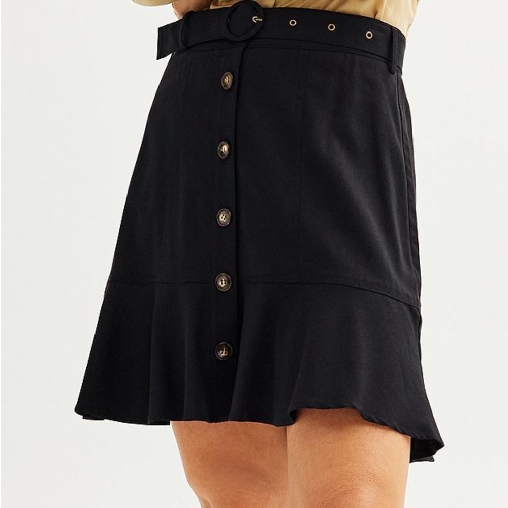 NWT Nine West Black Flounce Button-Front Skirt with Belt